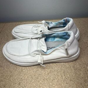 Women’s White Hey Dude Size 6